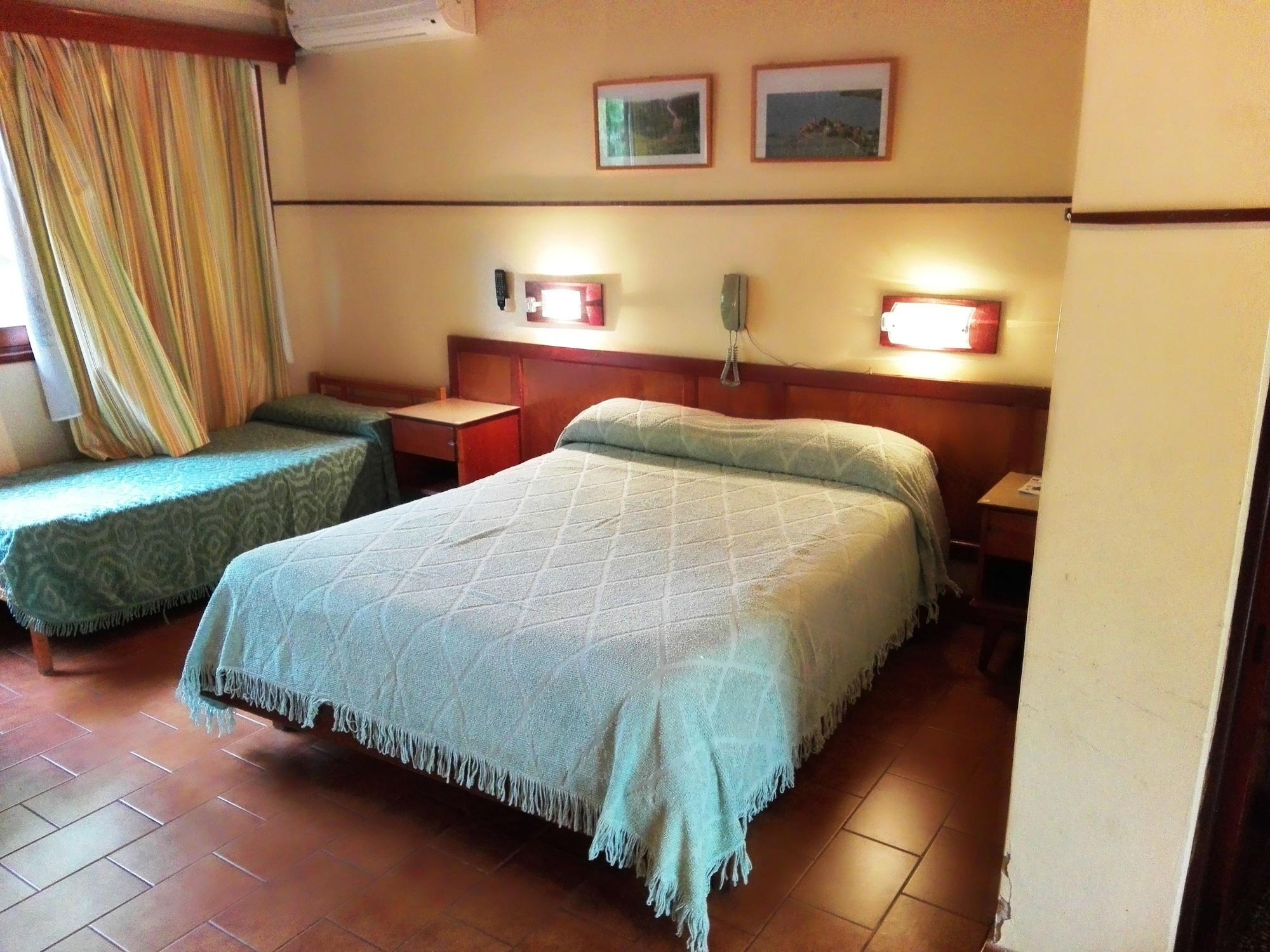 Hosteria La Cabana Puerto Iguazu Bagian luar foto